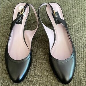 Savvy Slingback Black Leather Pumps (sz 8)
